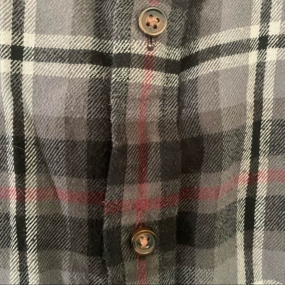 IZOD Flannel- MAKE AN OFFER! - Picture 3 of 4